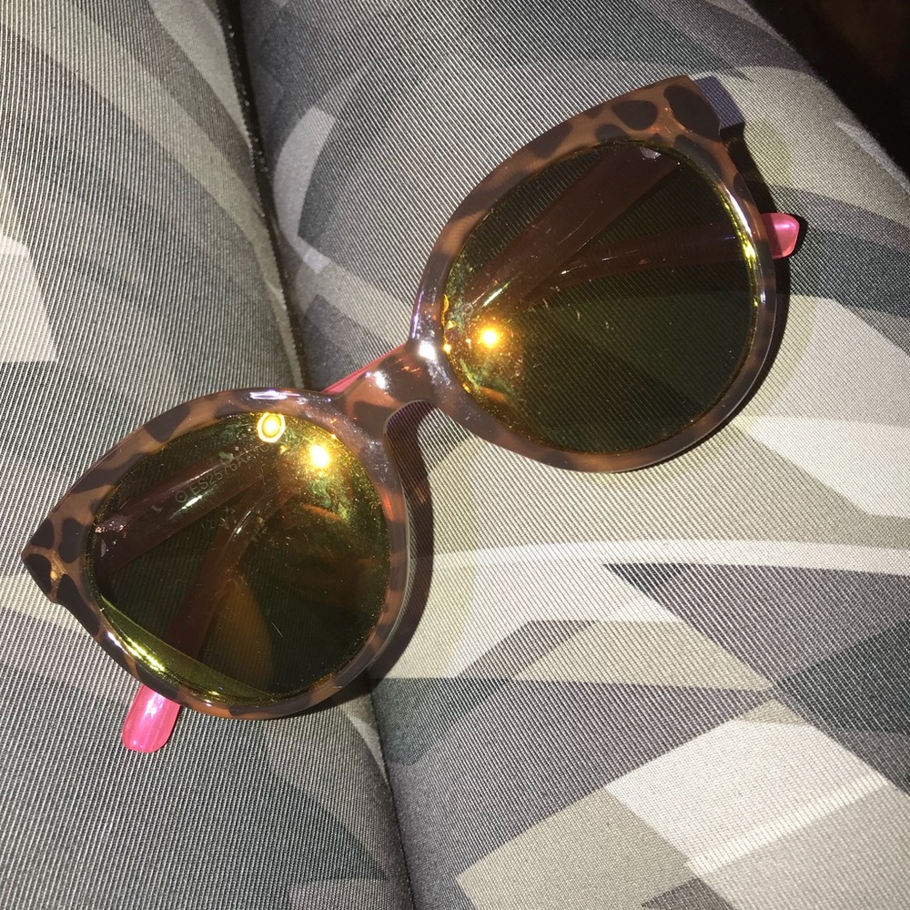 Fun Leopard Print Sunglasses